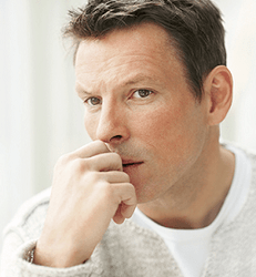 muž myslel na výtok počas vzrušenia